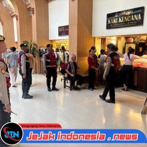 Sat Samapta Polres Klungkung Gelar Patroli KRYD di Pasar Seni.