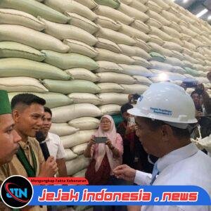 *Kawal Swasembada Beras, HMI Surabaya Dampingi Mentan Sidak di Sidoarjo*