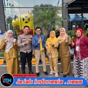 *Semangat Hari Kartini, Polisi Edukasi Pelajar SD Soal Keselamatan Berkendara*