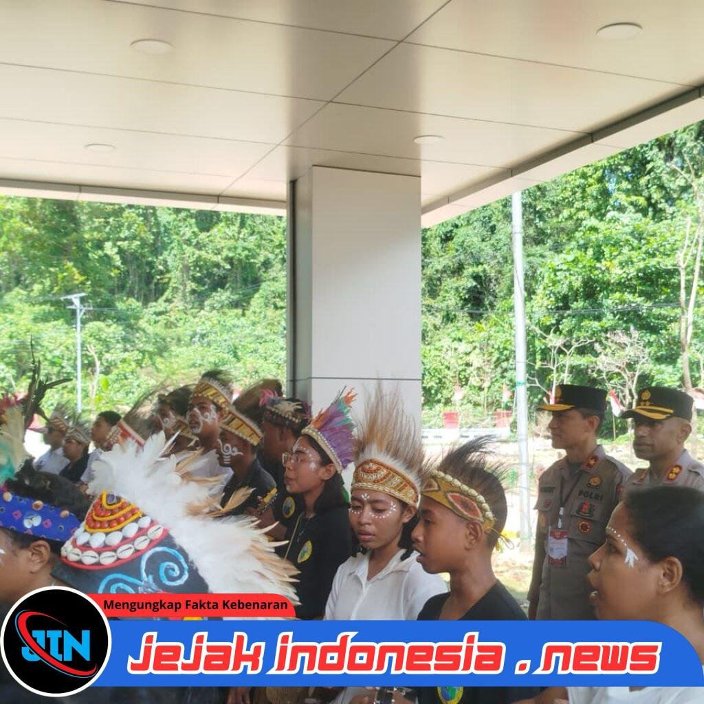 Kawal Kunjungan Wapres Gibran di Raja Ampat, Kapolda Papua Barat Daya dan Kapolres Raja Ampat Pastikan Keamanan Kondusif