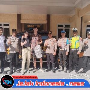 “Terima Kasih, Polisi Indonesia Luar Biasa!” — Turis Belanda Joas Mardiono Puji Polsek Girsang Sipangan Bolon Usai Paspor dan Barang Berharga Berhasil Dikembalikan
