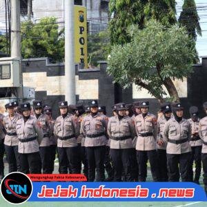 Polresta Banyuwangi Gelar Simulasi Sispam Mako dan Latihan Dalmas, Antisipasi May Day 2026