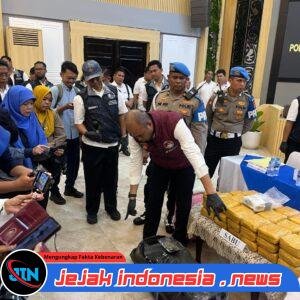 Terbongkar! Sabu 22 Kg Jaringan Malaysia–Aceh Disamarkan dalam Tangki Mobil, Kurir Ditangkap di Parkiran Mal Medan