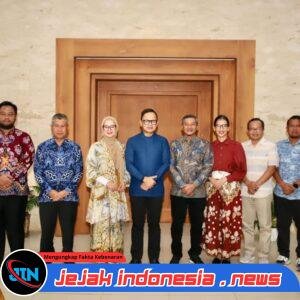 *Wamendagri Bima Arya Nilai Pacitan Berpotensi Jadi Kota Wisata Unggulan*