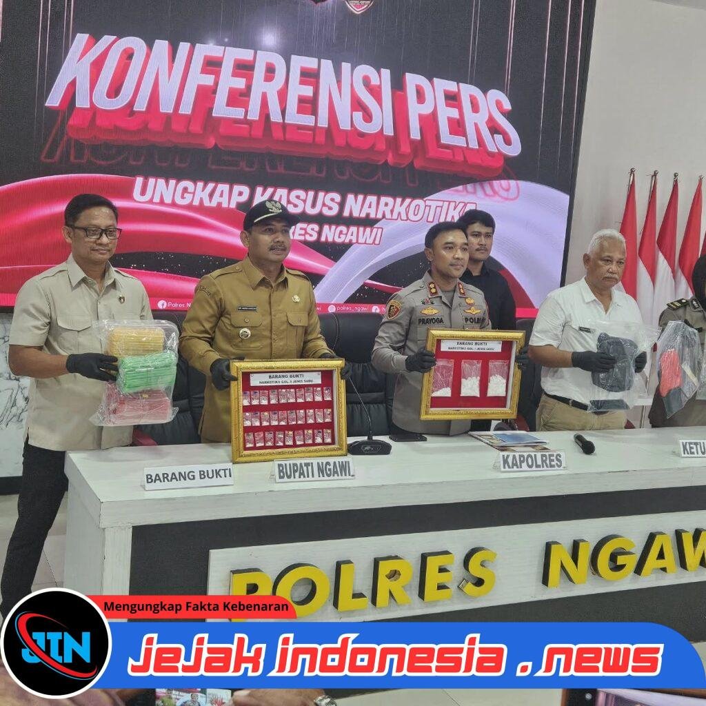 *Laporan Masyarakat Melalui Call Center 110, Polres Ngawi Amankan Sabu 223,842 Gram*