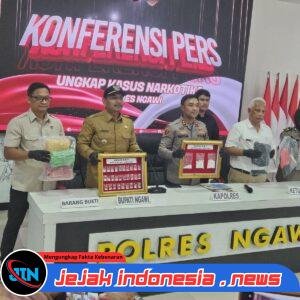 *Laporan Masyarakat Melalui Call Center 110, Polres Ngawi Amankan Sabu 223,842 Gram*