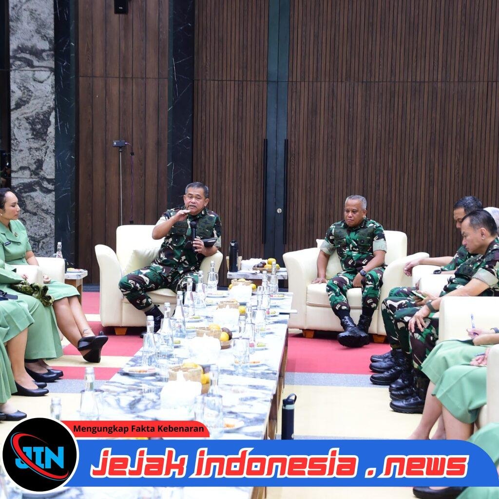 *Jelang HUT ke-80 Persit KCK, Kasad Terima Ketum Persit dan Para Kader Berprestasi*