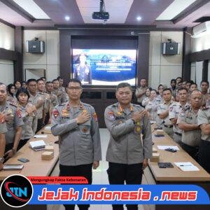 Sampaikan Arahan ke Personel Ditbinmas, Wakapolda Kalteng: Aktif Sambangi Masyarakat