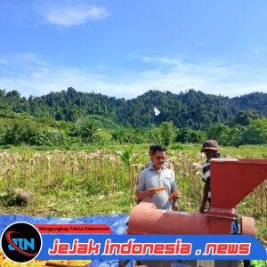 Dukung Ketahanan Pangan, Polres Raja Ampat Pinjamkan Mesin Pipil Jagung kepada Petani Binaan
