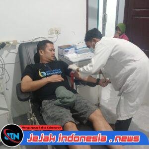 Bantu Warga Masyarakat Kasatres Narkoba Polres Pakpak Bharat Donorkan Darahnya