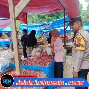 Patroli Dialogis di Pasar Batuphat Timur, Polsek Muara Satu Cegah Guantibmas
