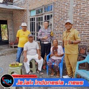 Hadiah Patrol IJTI dan Polresta Banyuwangi Disalurkan untuk Bantu Bu Tukiyem
