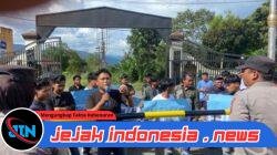 “Tangkap Aktor Intelektual  Mafia BBM Bersubsidi Di Paluta” Puluhan Mahasiswa Geruduk Polres Tapanuli Selatan