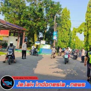 Polsek Panongan Gelar Strong Point Pagi Hari, Antisipasi Kepadatan Lalu Lintas di Citra Raya