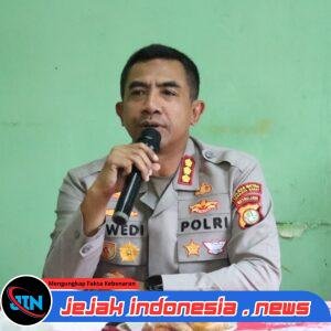 *Kapolres Metro Jakarta Barat Sambangi Warga Jembatan Lima, Perkuat Sinergi Jaga Kamtibmas*