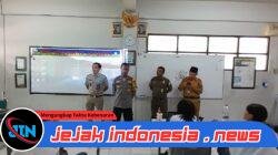 *Cegah Tawuran dan Bullying, Polsek Tambora Edukasi Pelajar Lewat Police Goes To School*