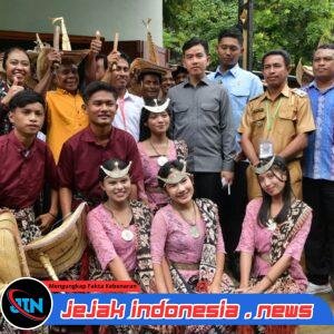 Dialog dengan Petani Budidaya Rumput Laut Rote Ndao, Wapres Tekankan Modernisasi dan Hilirisasi