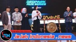 Diluncurkan Menteri Pariwisata, Banyuwangi Titik Awal Geopark Run Series 2026