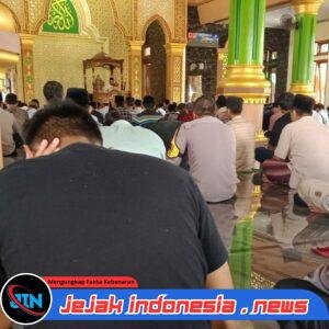 Kanit Binmas Iptu Yudi Dan Bhabinkamtibmas Bripka Leo Hadir di Tengah Warga: Jumat Keliling(Jumling) Jadi Wadah Harmoni dan Rasa Aman