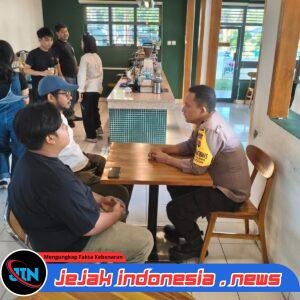 *Bhabinkamtibmas sambang tokoh pemuda*