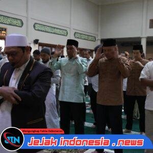 *Polda Banten Gelar Sholat Idul Adha 1447 H di Masjid Baiturrahman*