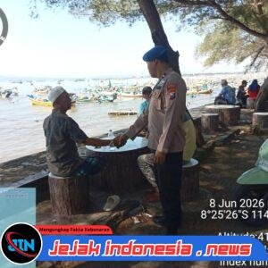 Satpolairud Polresta Banyuwangi Intensifkan Patroli Dialogis, Ingatkan Nelayan Utamakan Keselamatan Saat Melaut