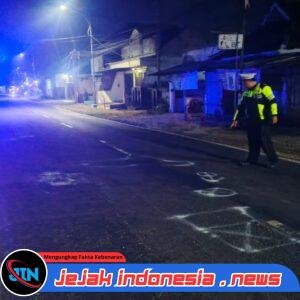 Dua Motor dan Truk Terlibat Kecelakaan di Genteng, Satu Pengendara Meninggal Dunia