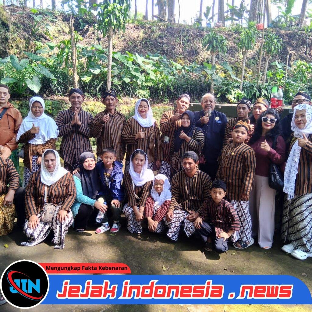 Kirab Budaya Satu Suro di Kaki Gunung Arjuno Meriah “Komunitas Gesang Kasunyatan Ingatkan Pentingnya Melestarikan Budaya Jawa”