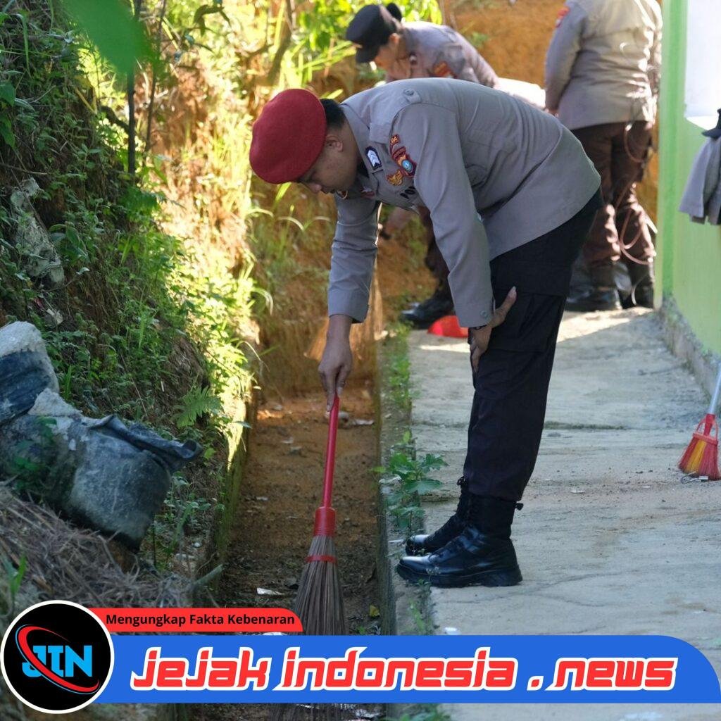 *Polda Kepri Gelar Bakti Religi Di Masjid Katijah Sani Sambau Dalam Rangka Memperingati Hari Bhayangkara Ke-80 Tahun 2026**