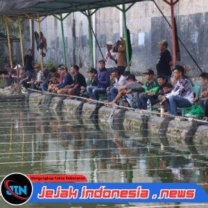 *Sambut Hari Bhayangkara ke-80 Jadi Ajang Silaturahmi, Polsek Kembangan Gelar Lomba Mancing Bersama Warga*