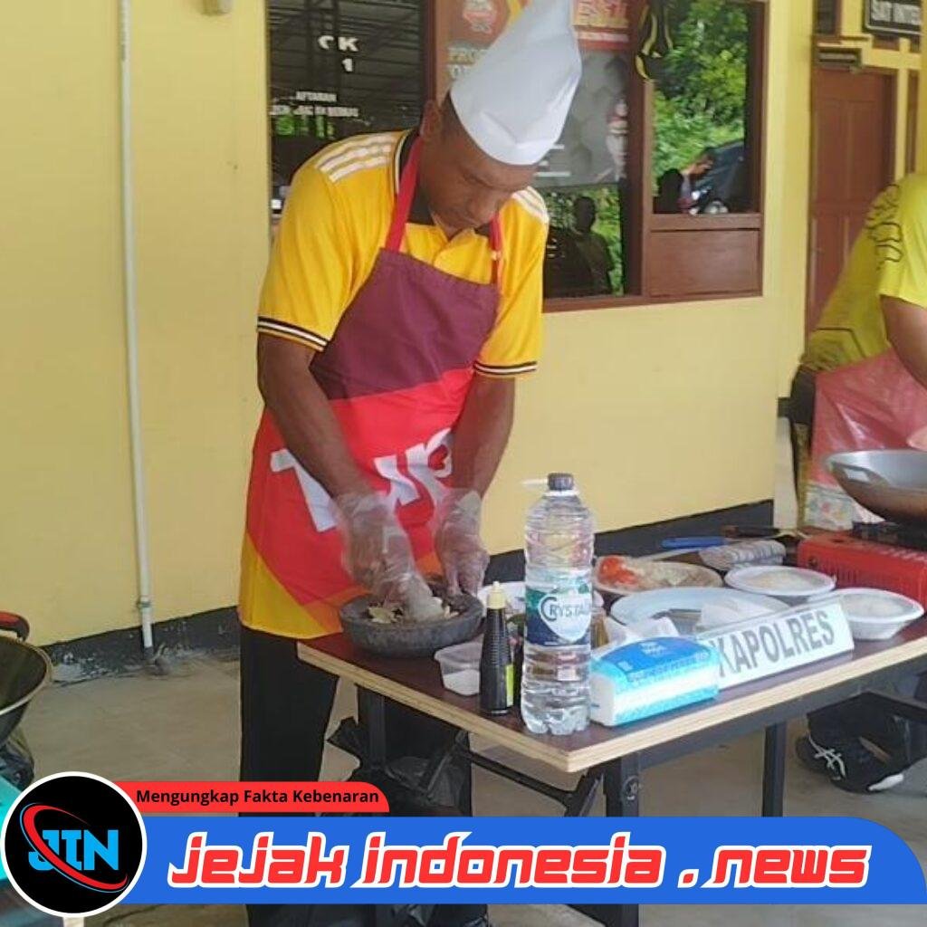 Adu Racik Nasi Goreng, Cara Unik Polres Raja Ampat Sambut Hari Bhayangkara ke-80