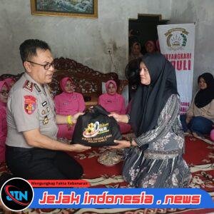 Kapolres dan Ketua Bhayangkari Bersama Personil Polres Palas Anjangsana ke Rumah Purnawirawan Polri