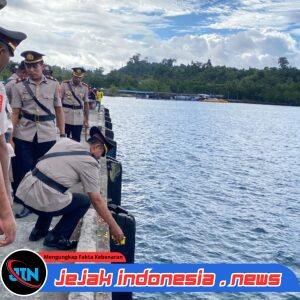Polres Raja Ampat Gelar Upacara Tabur Bunga di Perairan Waisai, Kenang Jasa Pahlawan Bhayangkara