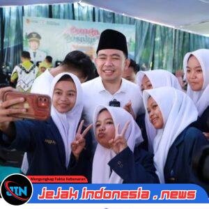Gus Fawaid Motivasi Pelajar Sumberjambe Kejar Pendidikan Tinggi dan Tunda Pernikahan Dini