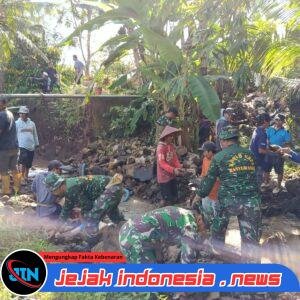 Jembatan Garuda Mulai Dikerjakan: TNI Turun Tangan, Desa Kembiritan-Genteng Bergerak Maju
