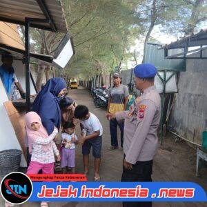 Satpolairud Polresta Banyuwangi Intensifkan Patroli Dialogis di Pantai Cemara, Imbau Wisatawan Utamakan Keselamatan