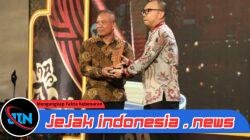 Kapolda Bali Terima Penghargaan Bali Nusra Awards 2026 atas Penguatan Pengawasan dan Penindakan WNA