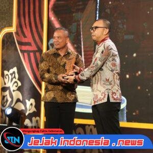 Kapolda Bali Terima Penghargaan Bali Nusra Awards 2026 atas Penguatan Pengawasan dan Penindakan WNA
