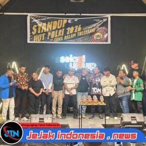 Rayakan HUT Bhayangkara ke-80, Satgaswil Papua Barat dan Komika Sorong Ajak Gen Z Lawan Radikalisme Lewat Tawa dan Komedi