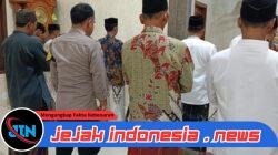 Polsek Puloampel Lakukan Kegiatan Subuh Keliling di  Desa Binaanya
