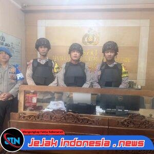 Jaga Kesiapsiagaan, Personil Piket Siaga Laksanakan Sispam Mako Antisipasi Gangguan dari Luar
