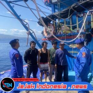 Satpolairud Polresta Banyuwangi Intensifkan Patroli Dialogis di Dermaga Pelabuhan Tanjungwangi, Antisipasi Gangguan Kamtibmas dan Cuaca Ekstrem