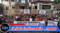 Guncang Indramayu! Oknum Kades Tugu Diduga Tilap Dana BUMN Rp3 Miliar, Warga: Siap Mengadu ke Presiden Prabowo!