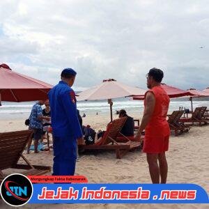 Satpolairud Polresta Banyuwangi Intensifkan Patroli dan Edukasi Keselamatan di Wisata Pulau Merah, Wujudkan Liburan Aman dan Nyaman