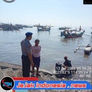 Satpolairud Polresta Banyuwangi Intensifkan Patroli Dialogis di Pesisir Pantai Satelit Palodem, Keselamatan Nelayan Jadi Prioritas