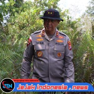 Kapolda Kalteng Turun Langsung Padamkan Api di Tumbang Nusa