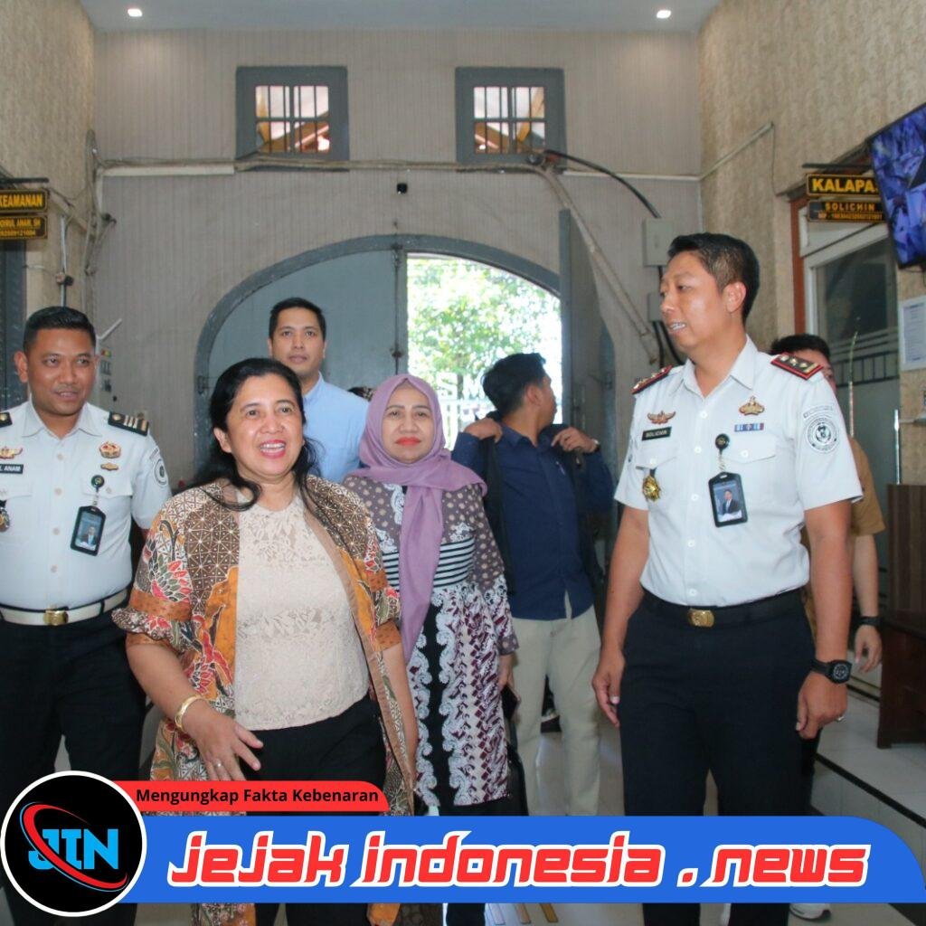 Komisi I DPRD Banyuwangi Acungi Jempol Kinerja Lapas Banyuwangi Gagalkan Berbagai Modus Penyelundupan Narkoba
