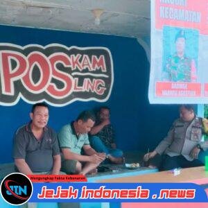 Perkuat Keamanan Lingkungan, Bhabinkamtibmas Polsek Tanah Jawa Dorong Pembentukan Pos Kamling Bersama Warga