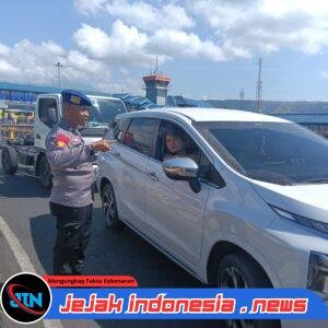 Satpolairud Polresta Banyuwangi Gelar Patroli Dialogis dan Binluh di Pelabuhan ASDP Ketapang, Perkuat Keselamatan Pelayaran dan Harkamtibmas