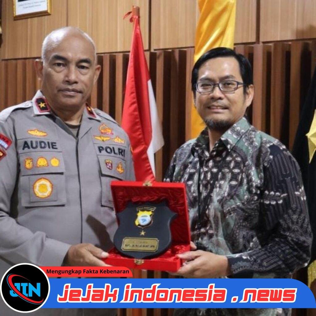 Sinergi Tanpa Batas: Kapolda Papua Barat Daya Terima Audiensi Kantor Pajak Pratama Sorong